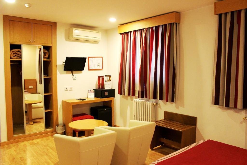 Hotel Amic Colon Palma de Mallorca Ngoại thất bức ảnh