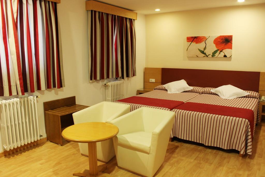 Hotel Amic Colon Palma de Mallorca Ngoại thất bức ảnh