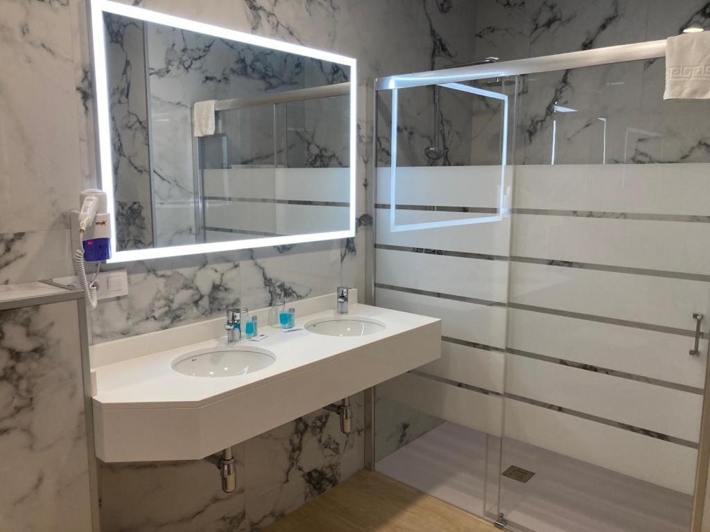 Hotel Amic Colon Palma de Mallorca Ngoại thất bức ảnh
